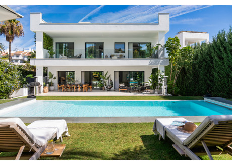 Dom na sprzedaż - Marbella - Puerto Banus Marbella, Hiszpania, 606 m², 4 810 529 USD (19 675 065 PLN), NET-102028660