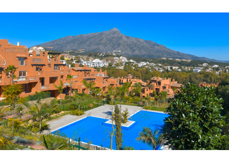 Mieszkanie na sprzedaż - Plaza de la Victoria, Marbella, Hiszpania, 160 m², 490 836 USD (2 012 428 PLN), NET-102530376