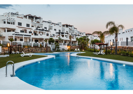 Mieszkanie na sprzedaż - La Resina Golf, Estepona East Estepona, Hiszpania, 78 m², 230 112 USD (936 558 PLN), NET-102531145