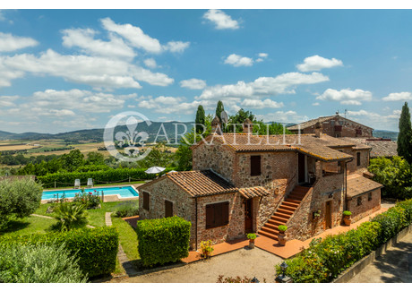 Dom na sprzedaż - Via Belvedere, Castiglione del Lago, Umbria, Castiglione Del Lago, Włochy, 750 m², 2 323 678 USD (9 457 368 PLN), NET-100641894