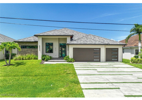 Dom na sprzedaż - 4612 SW 22nd Place Cape Coral, Usa, 266,72 m², 1 599 000 USD (6 507 930 PLN), NET-100563724