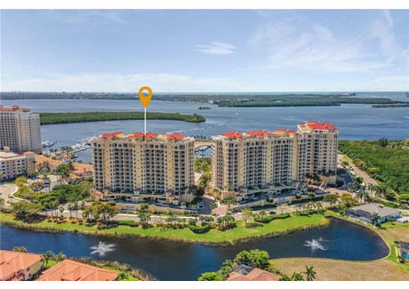 Dom na sprzedaż - 6021 Silver King Cape Coral, Usa, 268,3 m², 1 399 000 USD (5 805 850 PLN), NET-100563681