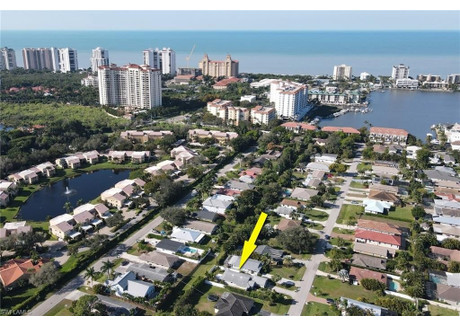 Dom na sprzedaż - 578 92nd Naples, Usa, 123,84 m², 1 174 000 USD (4 508 160 PLN), NET-100563726