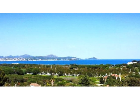 Dom na sprzedaż - Frejus, Francja, 324 m², 2 501 681 USD (10 256 892 PLN), NET-101244155