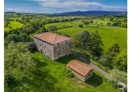 Dom na sprzedaż - Via San Michele Pitigliano, Włochy, 750 m², 544 990 USD (2 234 459 PLN), NET-101888765