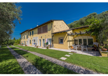 Dom na sprzedaż - Via Mazzano Bardolino, Włochy, 610 m², 2 660 657 USD (11 041 725 PLN), NET-101804328