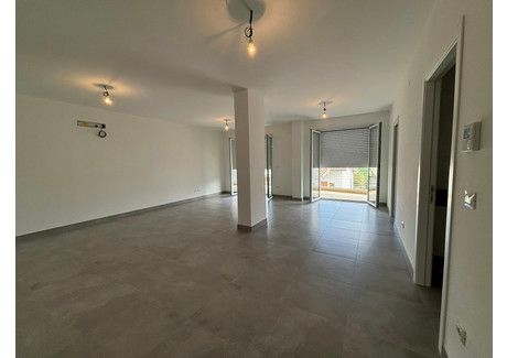 Mieszkanie na sprzedaż - Via San Giuseppe Corropoli, Włochy, 143 m², 264 946 USD (1 065 083 PLN), NET-101772011