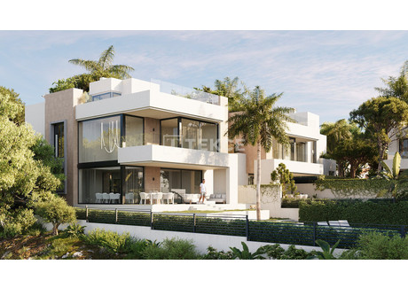 Dom na sprzedaż - Marbella, Las Chapas Málaga, Hiszpania, 341 m², 3 587 932 USD (14 064 691 PLN), NET-101153056