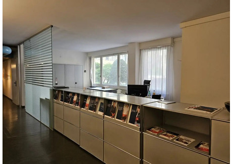 Biuro do wynajęcia - Rue du Petit-Chêne Lausanne, Szwajcaria, 777 m², 24 637 USD (100 765 PLN), NET-101184606