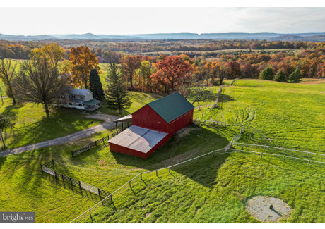 Dom na sprzedaż - 14814 Heavenly Acres Ridge, Washington County, MD Hancock, Usa, 237,46 m², 950 000 USD (3 942 500 PLN), NET-102754031