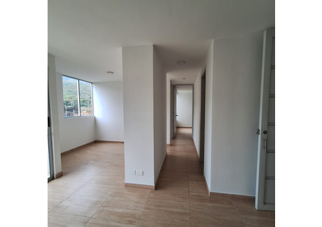 Mieszkanie na sprzedaż - Calle 7 #20A-110, Arroyo Hondo, Yumbo, Arroyo Hondo, Yumbo, Valle del Yumbo, Kolumbia, 59 m², 42 687 USD (175 017 PLN), NET-102375745