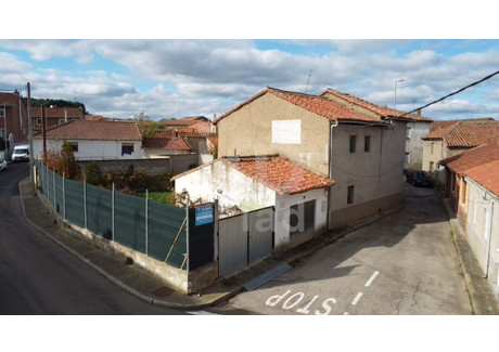 Dom na sprzedaż - León, Hiszpania, 600 m², 72 461 USD (300 711 PLN), NET-103116900