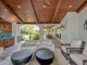 Dom na sprzedaż - 865 Riomar Drive Vero Beach, Usa, 464,7 m², 5 995 000 USD (23 620 300 PLN), NET-97358609