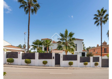 Dom na sprzedaż - Nueva Andalucia, Hiszpania, 349 m², 3 295 592 USD (12 655 074 PLN), NET-84809879