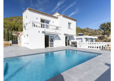 Dom na sprzedaż - Calpe, Hiszpania, 245 m², 749 099 USD (2 951 449 PLN), NET-94780936