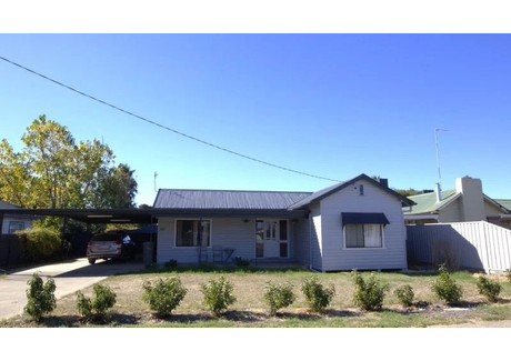 Dom na sprzedaż - 359 Sloane Street Deniliquin, Australia, 180 m², 194 995 USD (768 280 PLN), NET-97446342