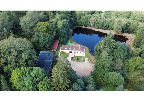 Dom na sprzedaż - Moux-En-Morvan, Francja, 144 m², 476 719 USD (1 954 549 PLN), NET-101642485