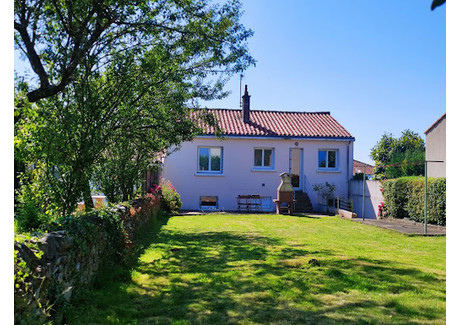 Dom na sprzedaż - Pouzauges, Francja, 135 m², 197 659 USD (796 567 PLN), NET-98649032