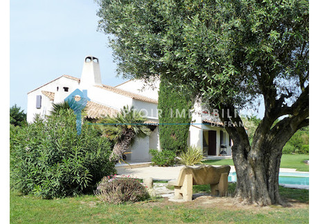 Dom na sprzedaż - Arles, Francja, 220 m², 856 839 USD (3 375 948 PLN), NET-94413621