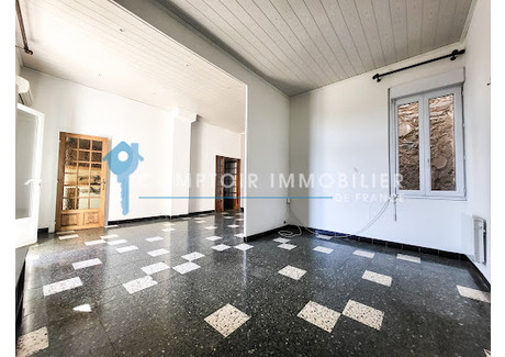 Mieszkanie na sprzedaż - Nimes, Francja, 93 m², 190 984 USD (765 845 PLN), NET-96675913