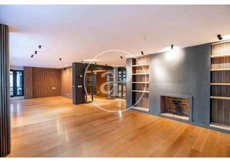 Mieszkanie do wynajęcia - Barcelona, Hiszpania, 222 m², 5174 USD (20 385 PLN), NET-97399841