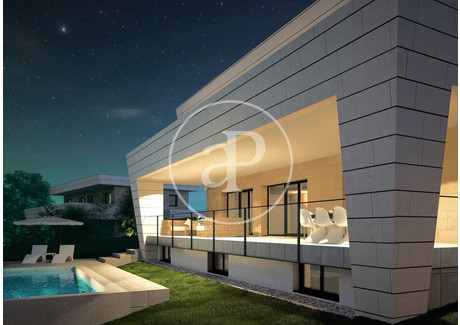 Dom na sprzedaż - Las Rozas De Madrid, Hiszpania, 545 m², 1 699 720 USD (6 951 856 PLN), NET-99598739