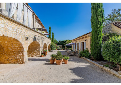 Dom na sprzedaż - Uzes, Francja, 394 m², 2 122 585 USD (8 150 726 PLN), NET-100624190