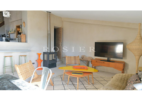 Dom na sprzedaż - Saint-Saturnin-Lès-Apt, Francja, 95 m², 316 171 USD (1 236 230 PLN), NET-96087717