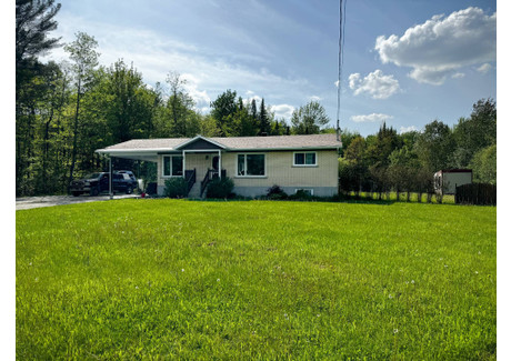 Dom na sprzedaż - 58 Ch. Corriveau, Kingsey Falls, QC J0A1B0, CA Kingsey Falls, Kanada, 107 m², 239 314 USD (916 572 PLN), NET-94270458