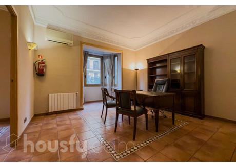 Mieszkanie na sprzedaż - Barcelona, Hiszpania, 210 m², 934 922 USD (3 833 180 PLN), NET-102684415