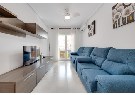 Mieszkanie na sprzedaż - Torrevieja, Hiszpania, 64 m², 130 707 USD (512 372 PLN), NET-100176608