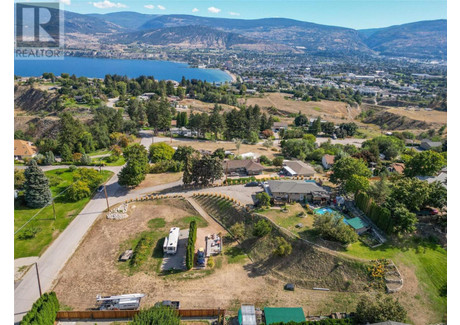 Dom na sprzedaż - 903 Newton Drive Penticton, Kanada, 205,78 m², 834 185 USD (3 461 867 PLN), NET-103061996