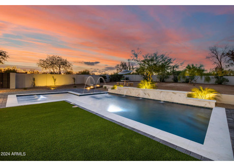 Dom na sprzedaż - 8433 E CAMINO VIVAZ Street Scottsdale, Usa, 319,31 m², 3 000 000 USD (11 490 000 PLN), NET-98768412