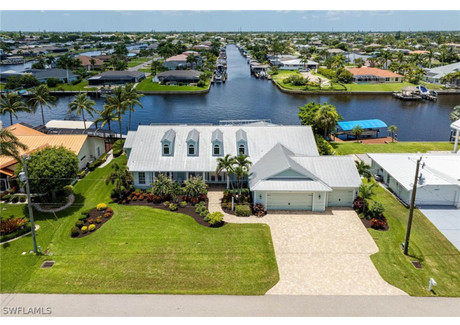 Dom na sprzedaż - 3930 SE 18th Place Cape Coral, Usa, 320,14 m², 1 375 000 USD (5 266 250 PLN), NET-99261035