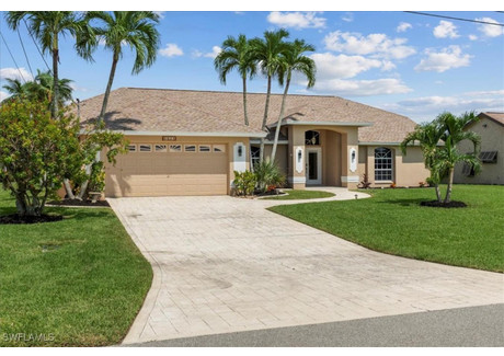 Dom na sprzedaż - 4921 SW 11th PLACE Cape Coral, Usa, 198,26 m², 1 000 000 USD (3 830 000 PLN), NET-99912525