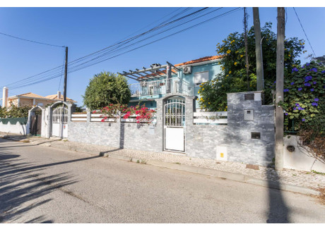 Dom na sprzedaż - Charneca De Caparica E Sobreda, Portugalia, 213,8 m², 592 679 USD (2 459 620 PLN), NET-101517851