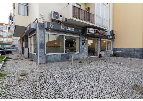 Mieszkanie na sprzedaż - Seixal, Arrentela E Aldeia De Paio Pires, Portugalia, 54,9 m², 161 038 USD (655 423 PLN), NET-102796154