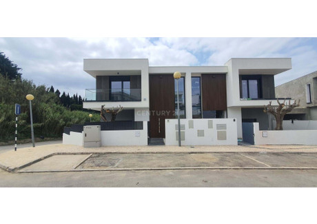 Dom na sprzedaż - Caparica E Trafaria, Portugalia, 217 m², 730 104 USD (2 986 125 PLN), NET-96131430