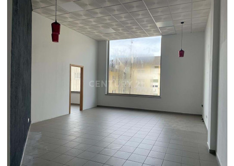 Komercyjne na sprzedaż - Viseu, Portugalia, 58 m², 61 829 USD (258 444 PLN), NET-98442134