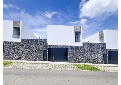 Dom na sprzedaż - Ponta Delgada, Portugalia, 137,52 m², 433 338 USD (1 707 352 PLN), NET-96121480