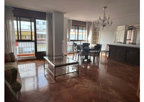 Mieszkanie do wynajęcia - León, Hiszpania, 125 m², 1335 USD (5167 PLN), NET-100644073