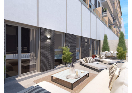 Mieszkanie na sprzedaż - Barcelona, Hiszpania, 134 m², 686 511 USD (2 807 830 PLN), NET-102259411