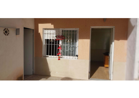 Dom na sprzedaż - Torrevieja, Hiszpania, 45 m², 73 467 USD (299 010 PLN), NET-102901230