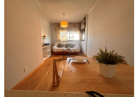 Mieszkanie na sprzedaż - Madrid, Hiszpania, 49 m², 178 819 USD (720 642 PLN), NET-96926996