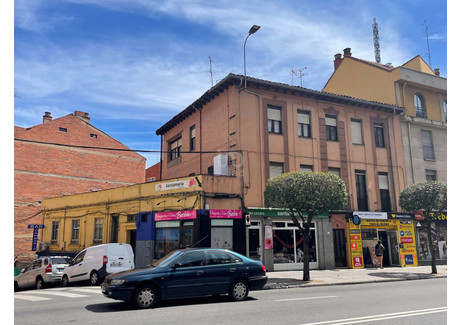 Dom na sprzedaż - León, Hiszpania, 799 m², 549 190 USD (2 202 251 PLN), NET-97054827