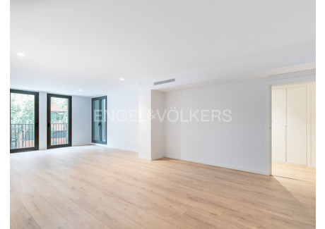 Mieszkanie na sprzedaż - Barcelona, Hiszpania, 120 m², 826 871 USD (3 365 363 PLN), NET-101355181