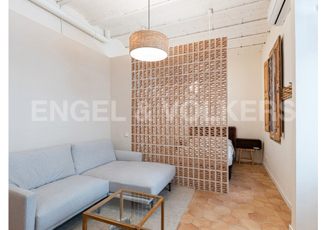 Mieszkanie na sprzedaż - Barcelona, Hiszpania, 40 m², 326 609 USD (1 254 179 PLN), NET-97456192