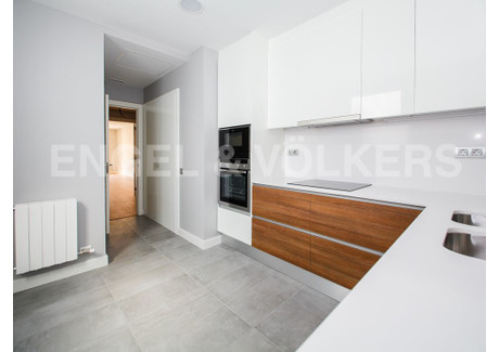 Mieszkanie do wynajęcia - Barcelona, Hiszpania, 110 m², 3075 USD (12 025 PLN), NET-98422728