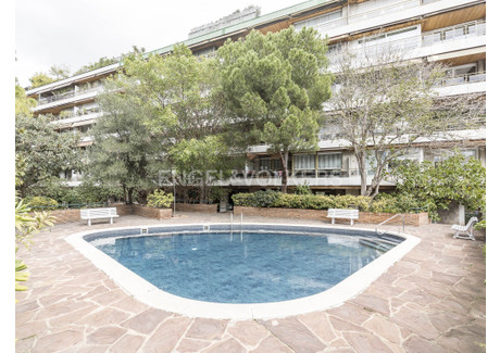 Mieszkanie na sprzedaż - Barcelona, Hiszpania, 245 m², 1 474 403 USD (5 676 451 PLN), NET-99135443