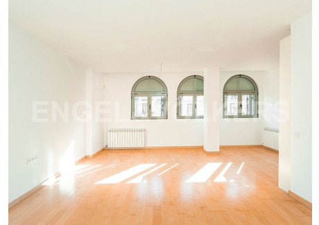 Mieszkanie do wynajęcia - Barcelona, Hiszpania, 115 m², 2453 USD (9444 PLN), NET-99210229